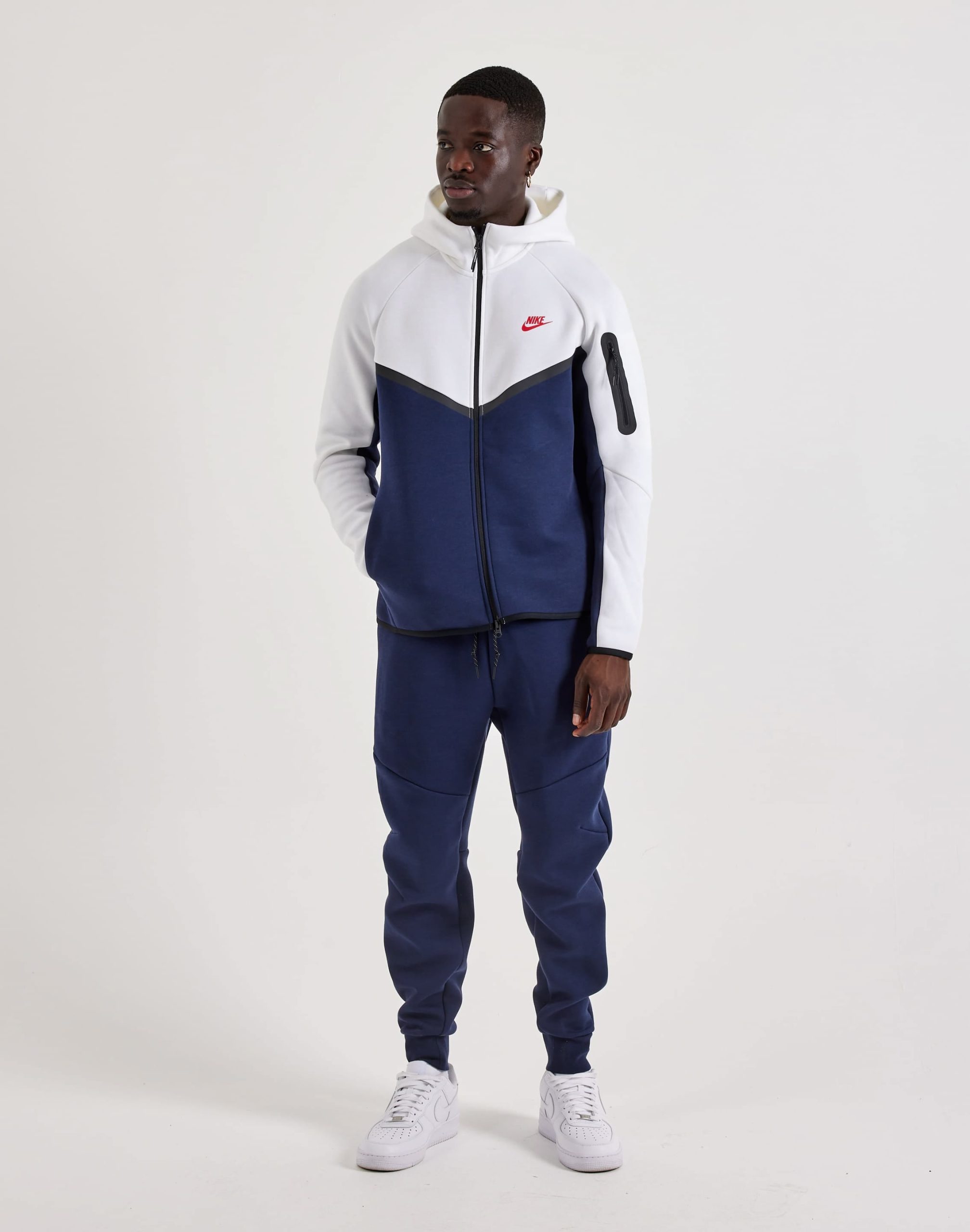 Nike Tech Fleece Joggers - Image 5