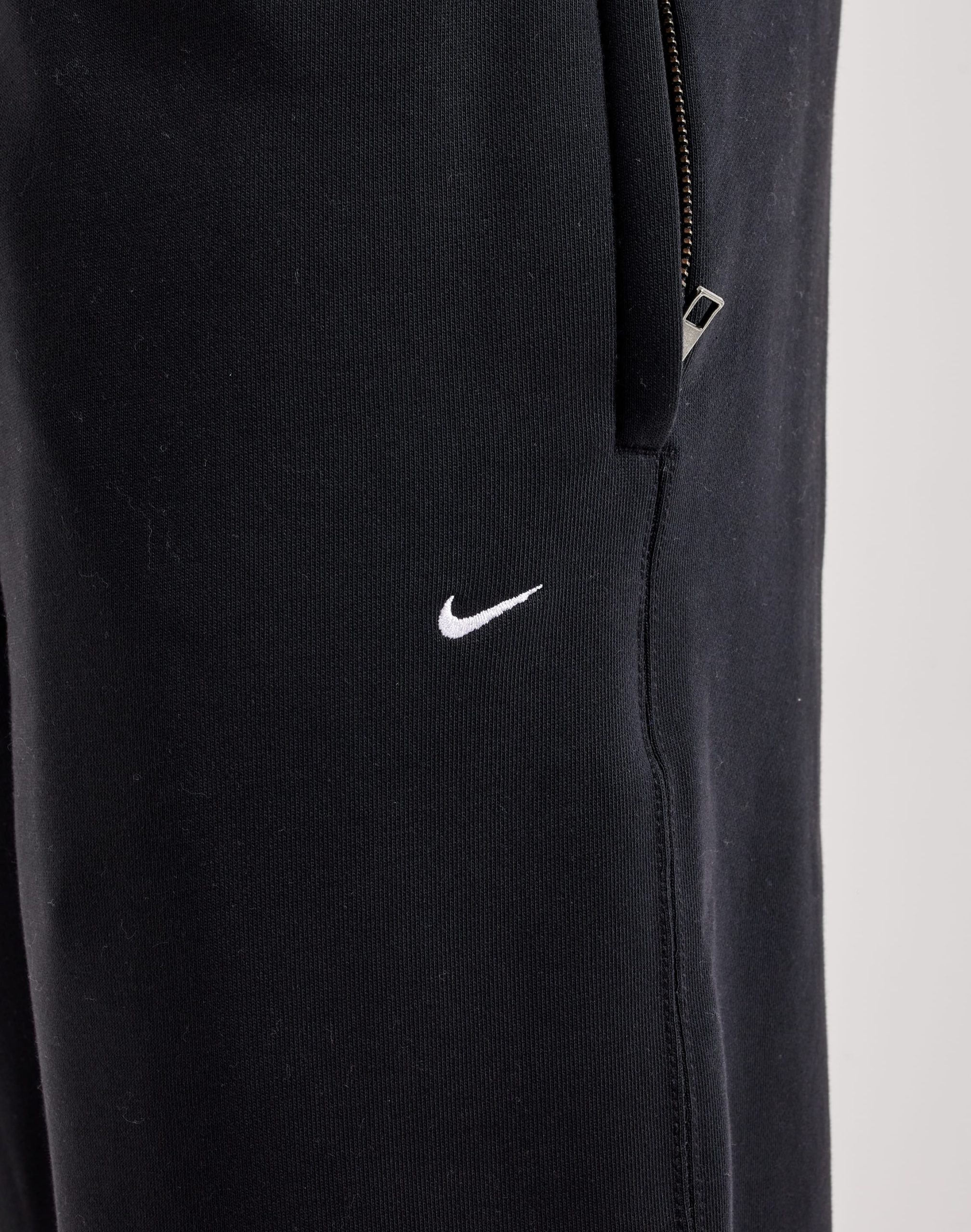 Nike Solo Swoosh Fleece Sweatpants - Image 3