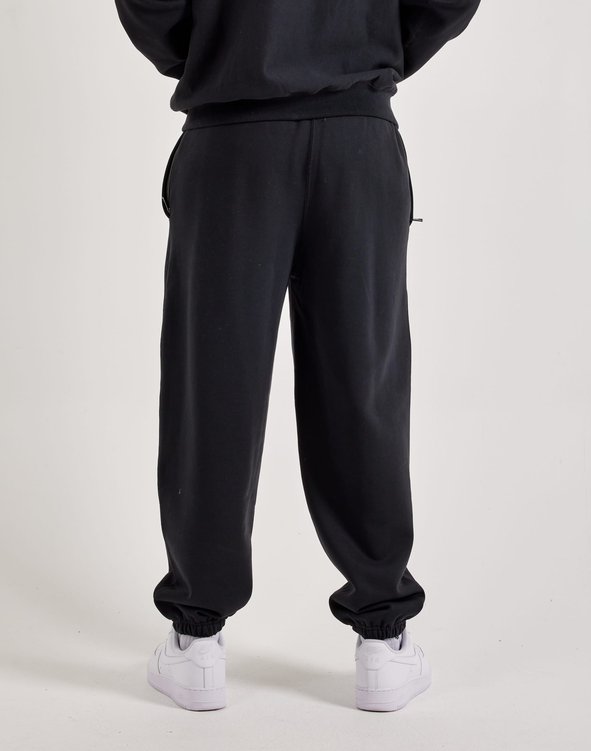 Nike Solo Swoosh Fleece Sweatpants - Image 4