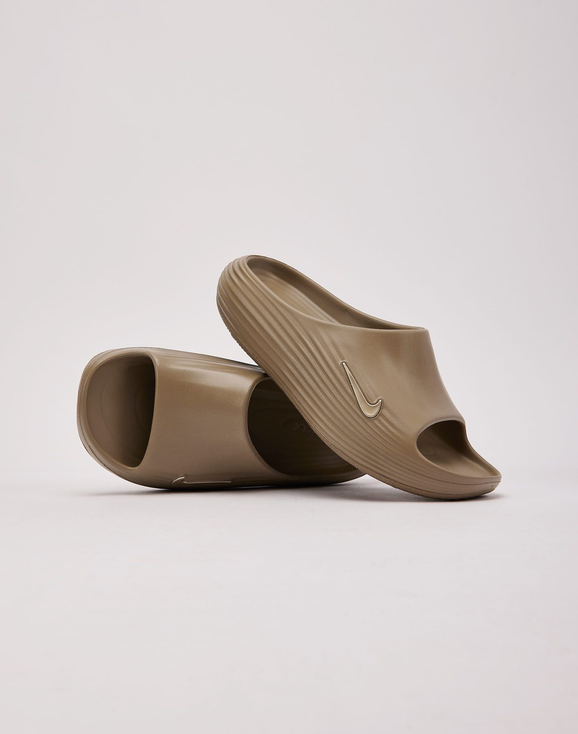 Nike Reactx Rejuven8 Slide - Image 2