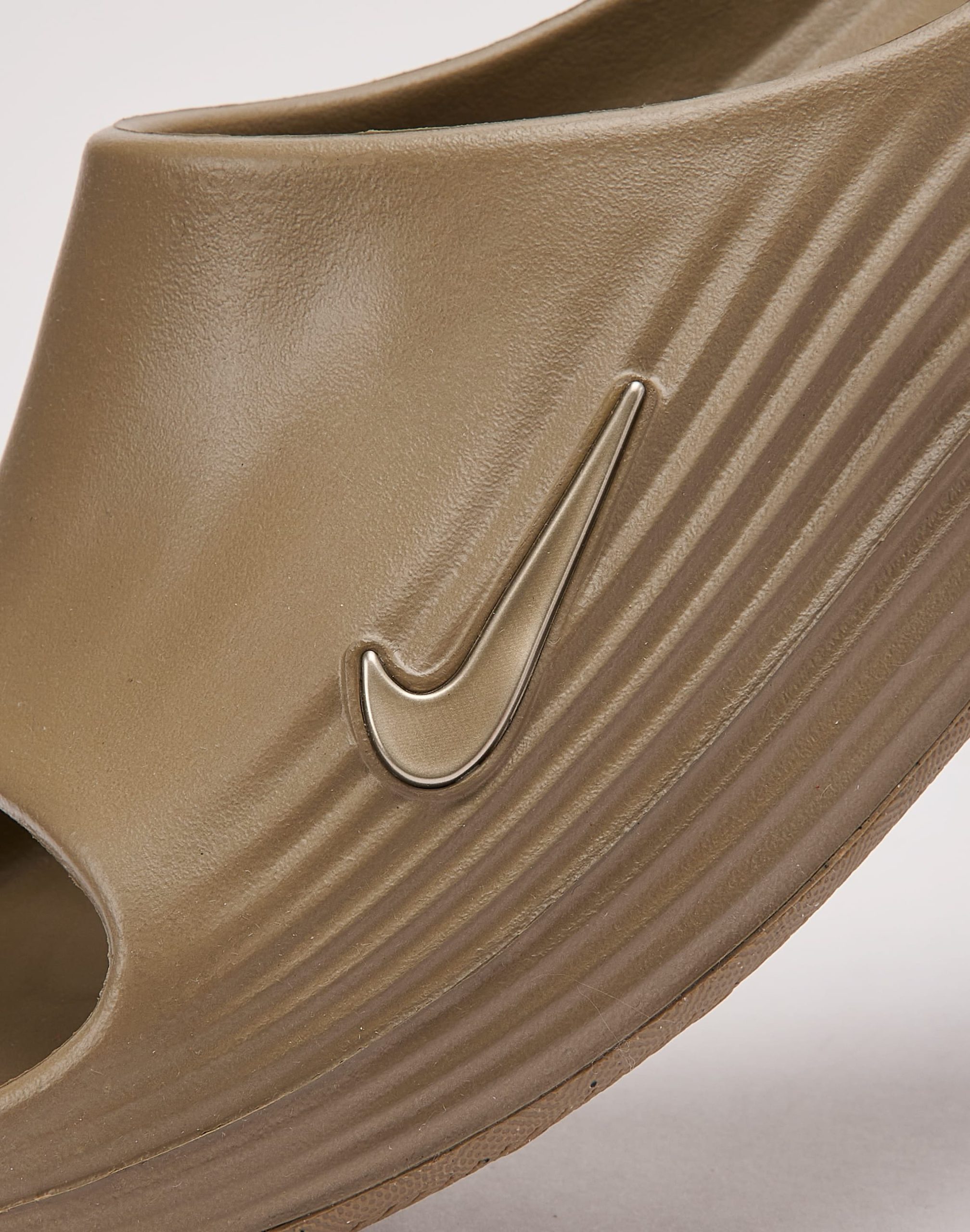 Nike Reactx Rejuven8 Slide - Image 6