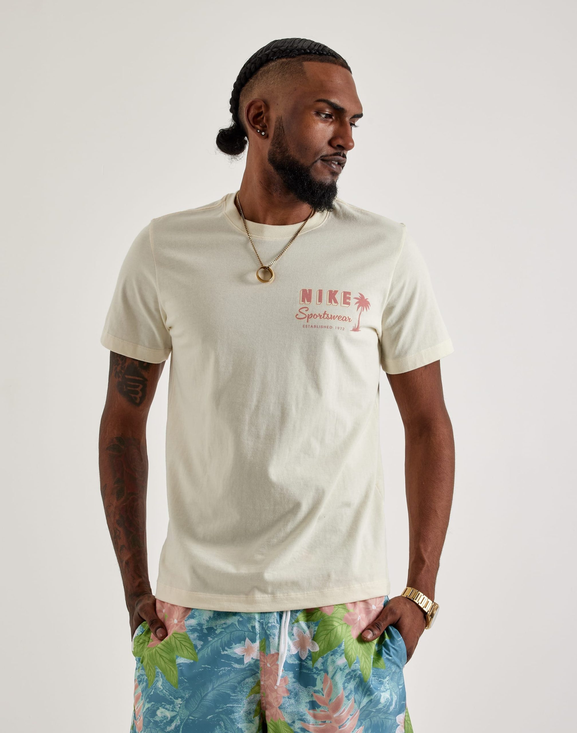 Nike Sportswear Tee