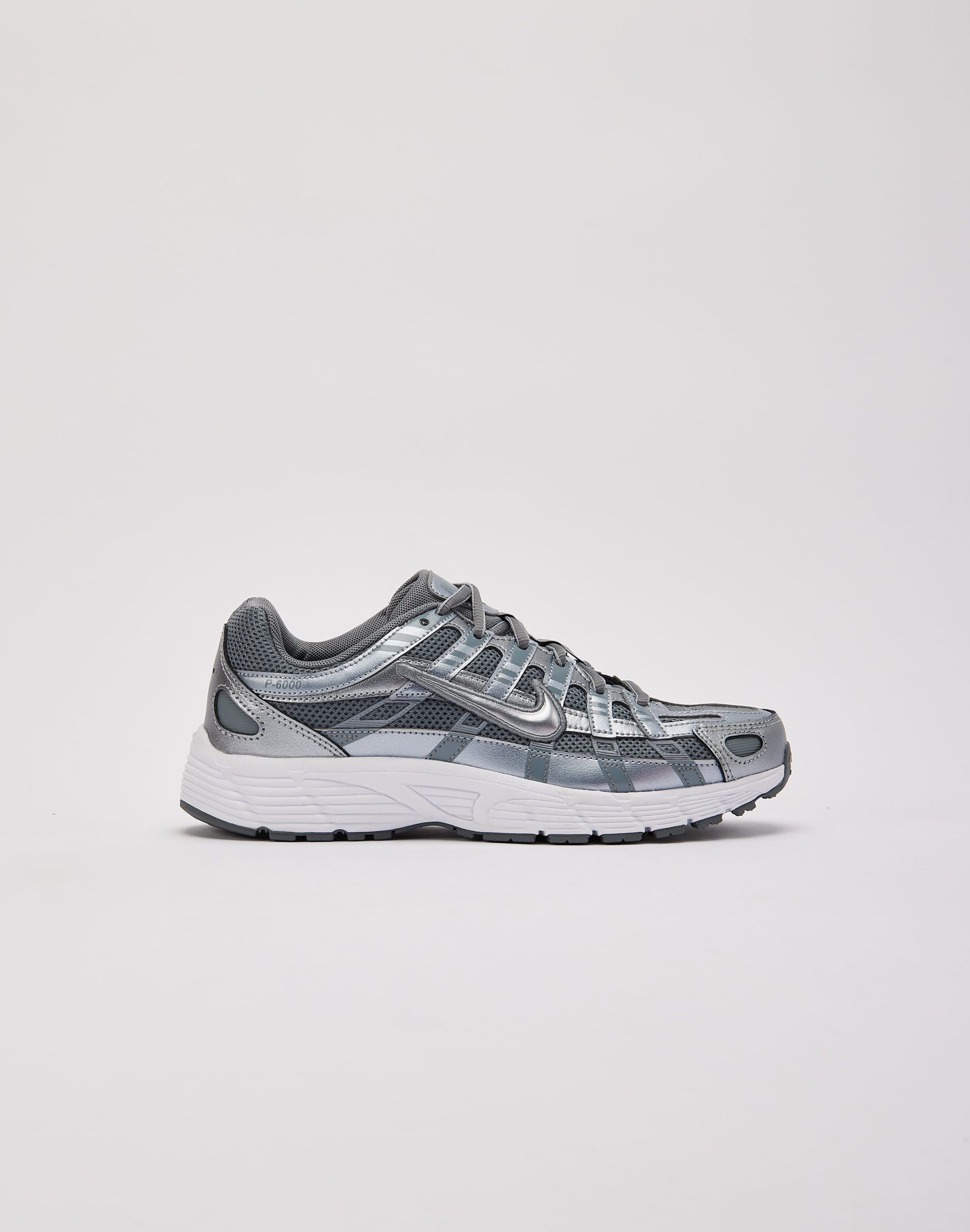 Nike P-6000 Grade-School