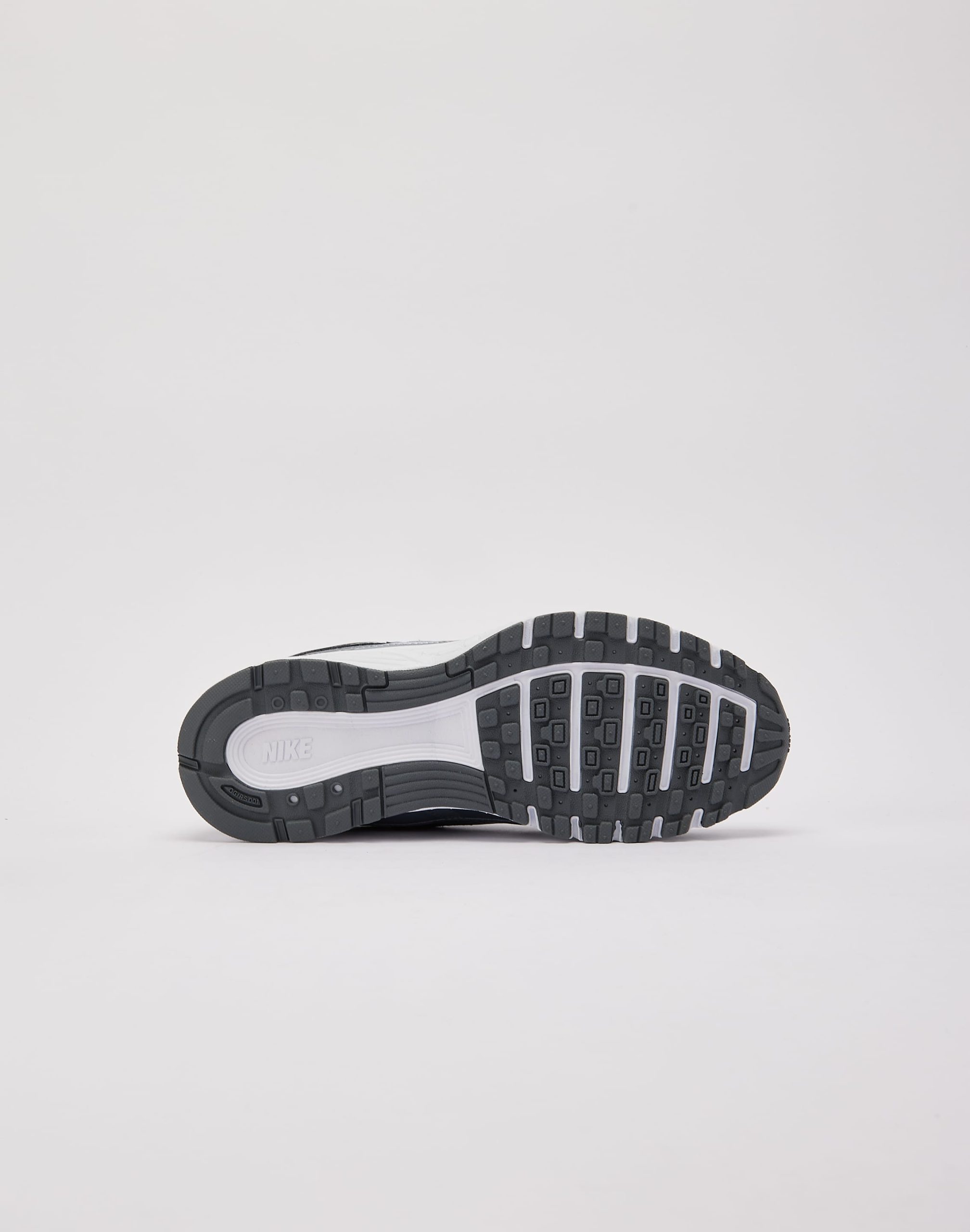 Nike P-6000 Grade-School - Image 4