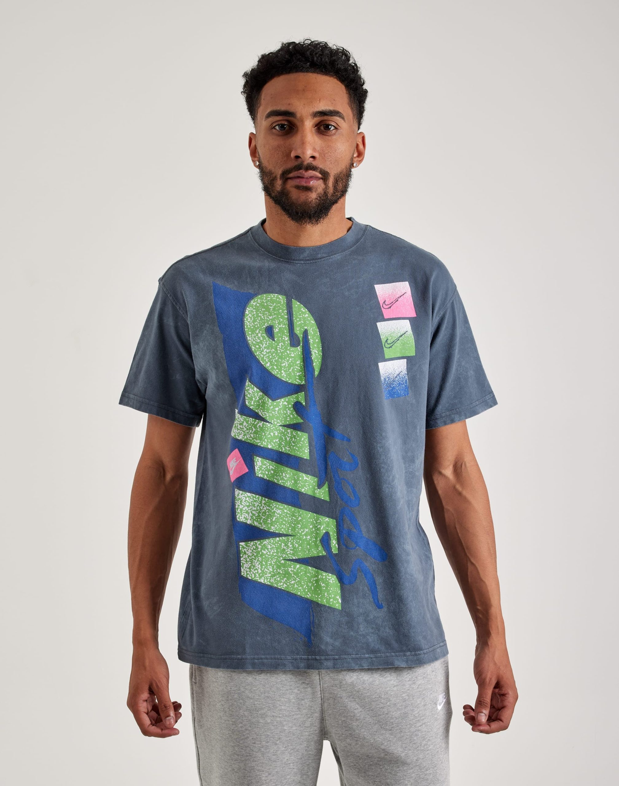 Nike Vintage '90s Tee