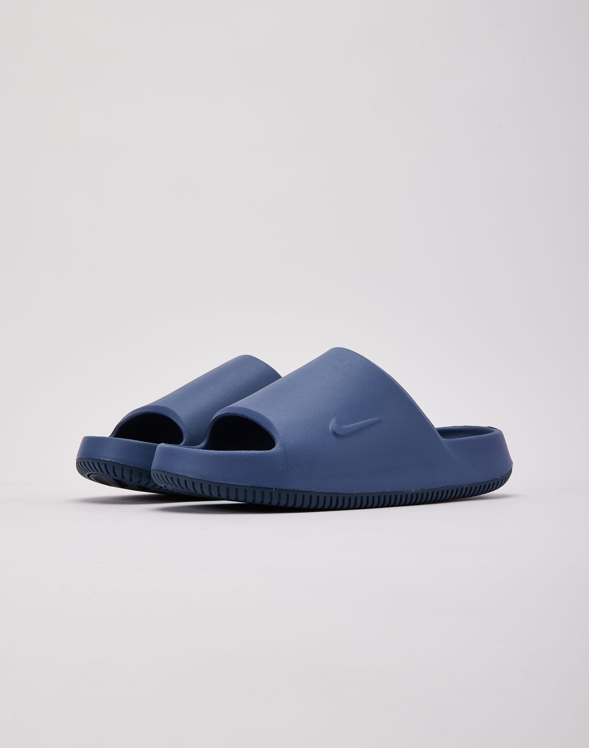 Nike Calm Slides 2.0 - Image 2