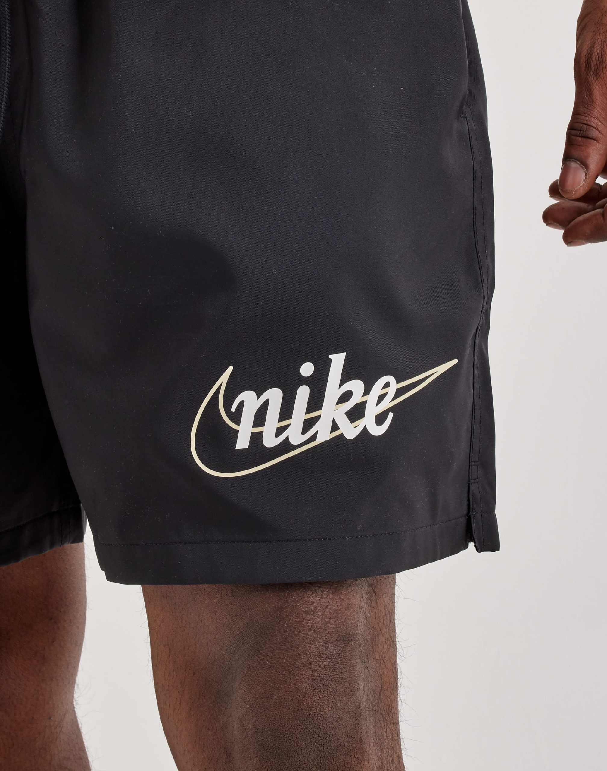 Nike Club Woven Flow Shorts - Image 2