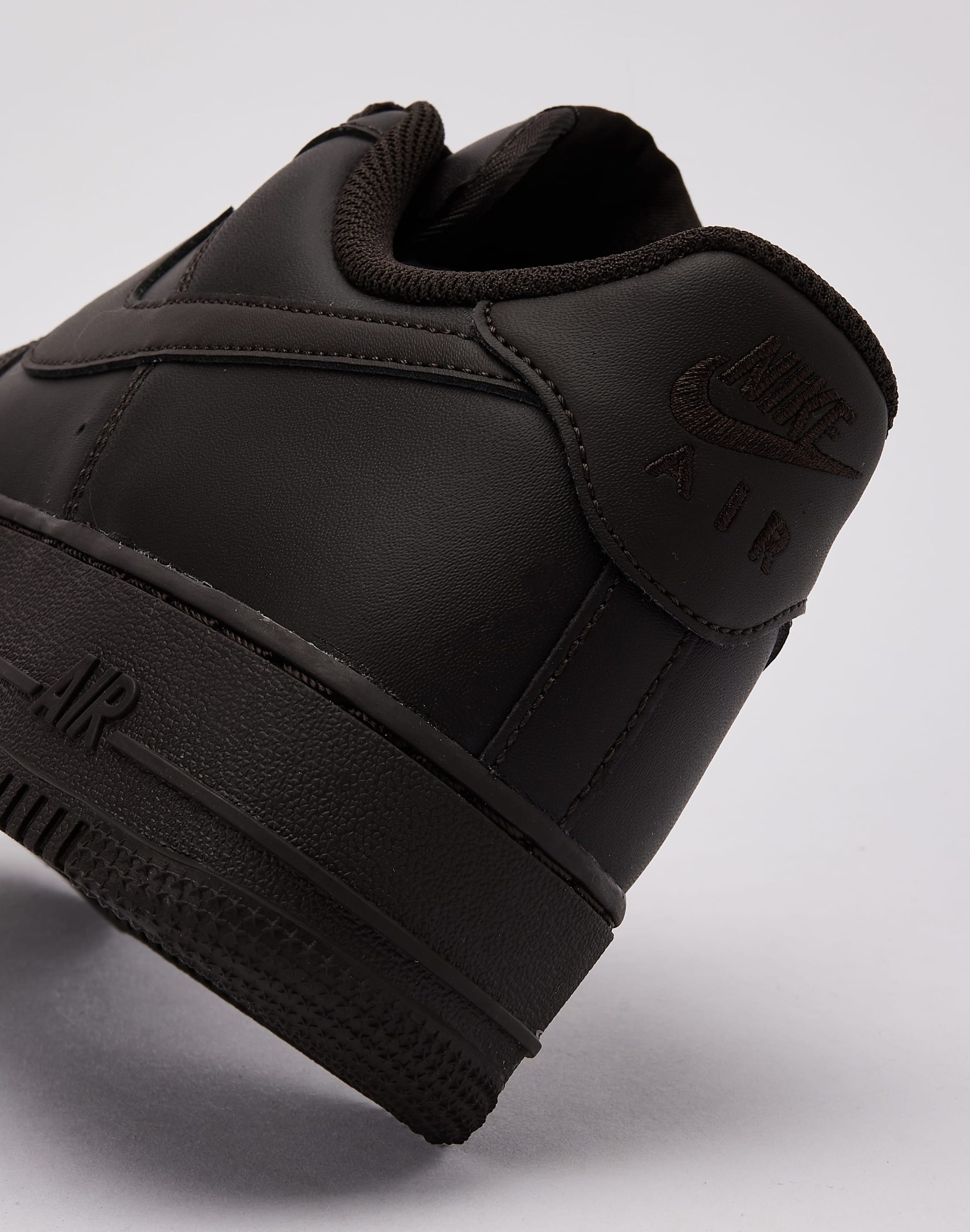 Nike Air Force 1 Low '07 - Image 5