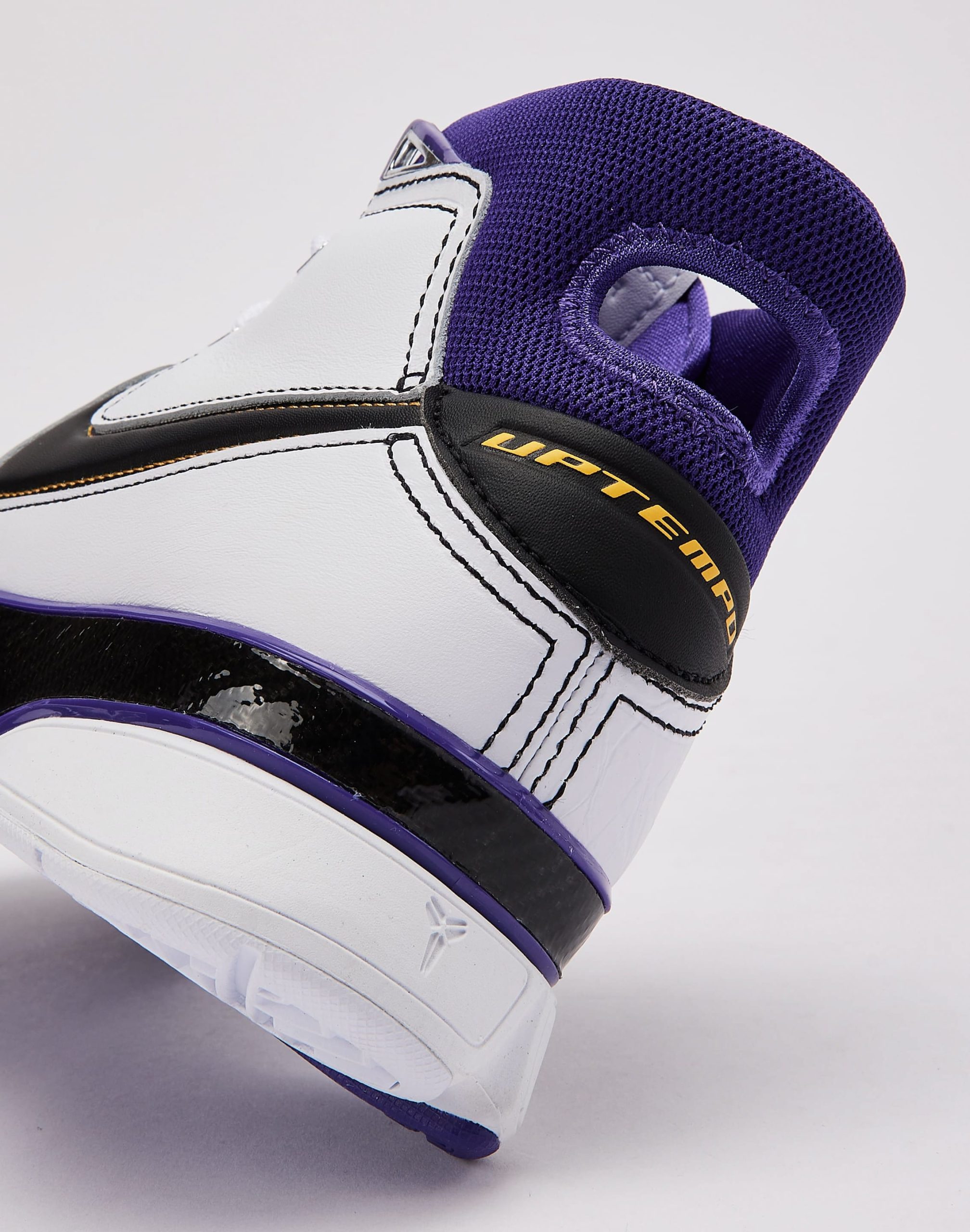 Nike Kobe 1 Protro '81 Points' - Image 5