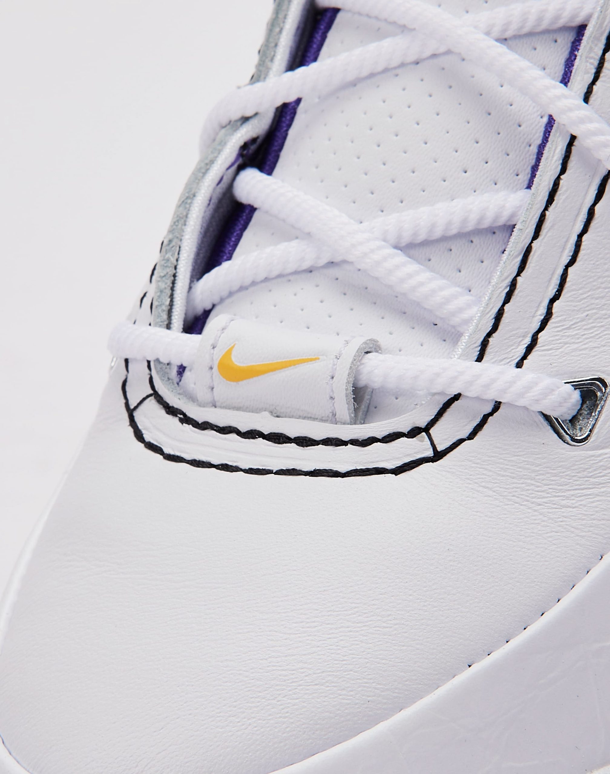Nike Kobe 1 Protro '81 Points' - Image 7