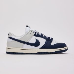 Nike Dunk Low Retro