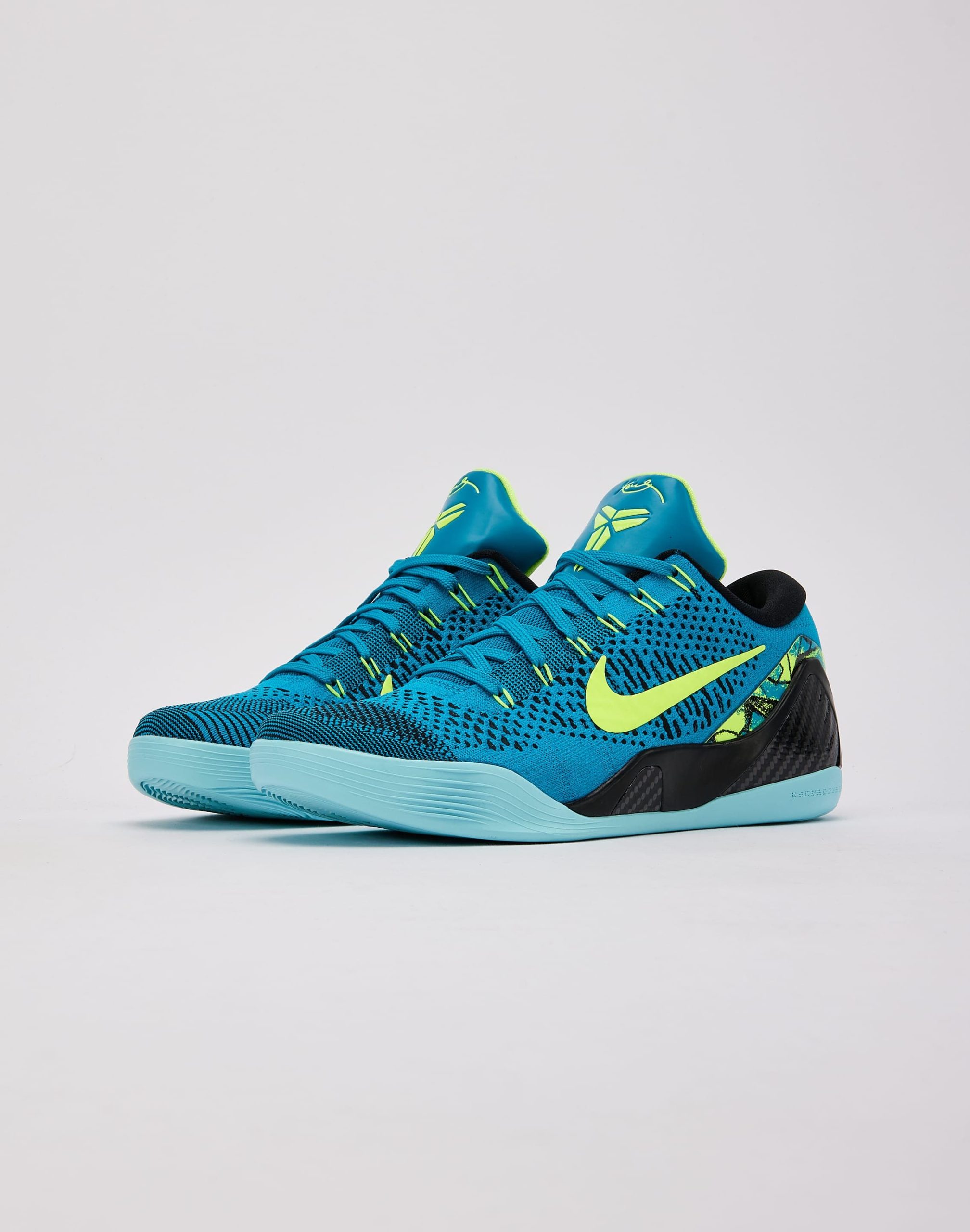 Nike Kobe 9 Elite Low Protro - Image 2