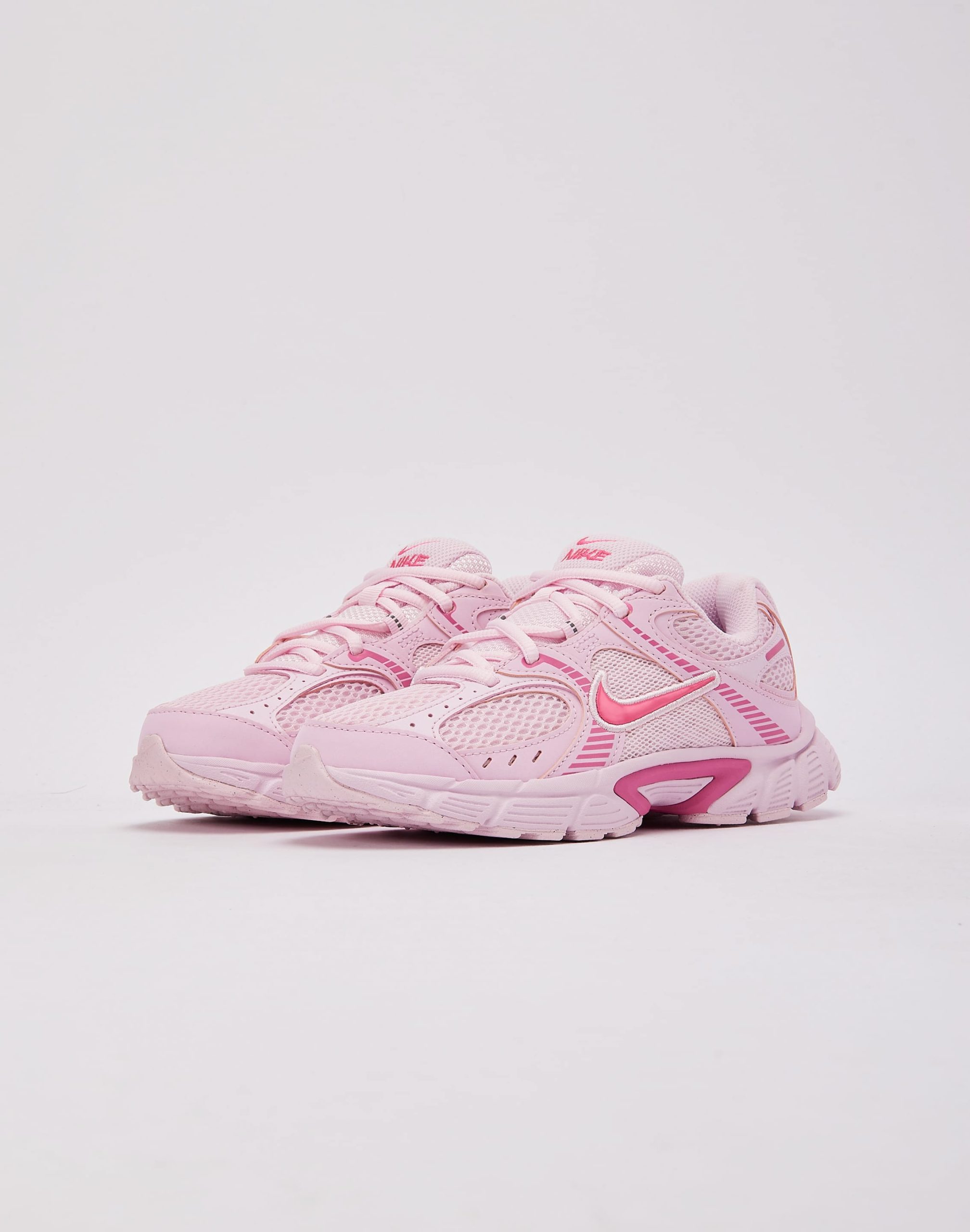 Nike V5 RNR Grade-School - Image 2