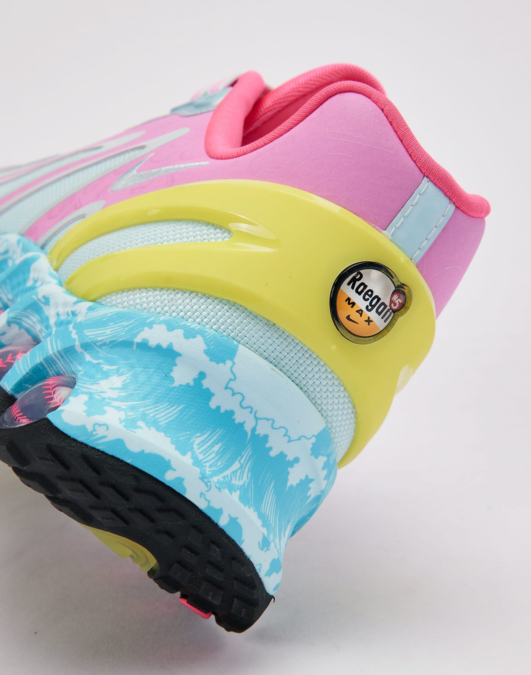Nike Air Max Dn8 Doernbecher - Image 5