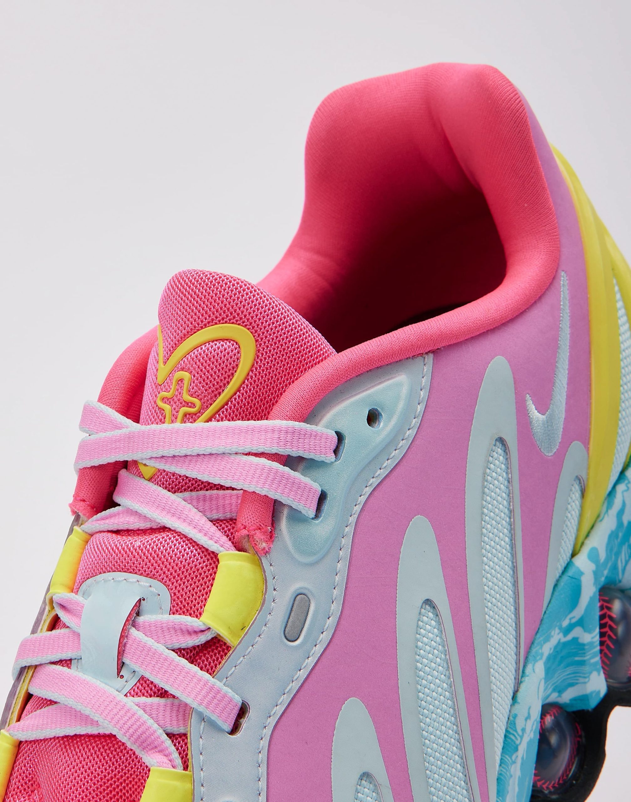 Nike Air Max Dn8 Doernbecher - Image 6