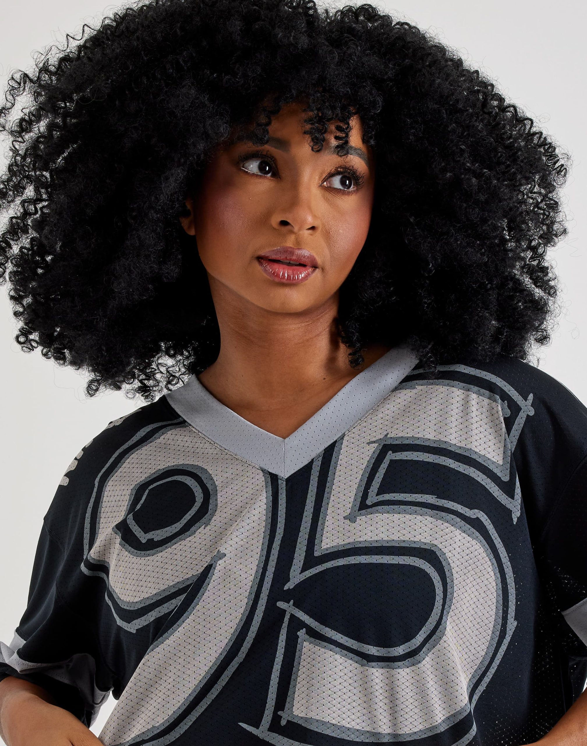 Nike Oversized Cropped Jersey - Image 2