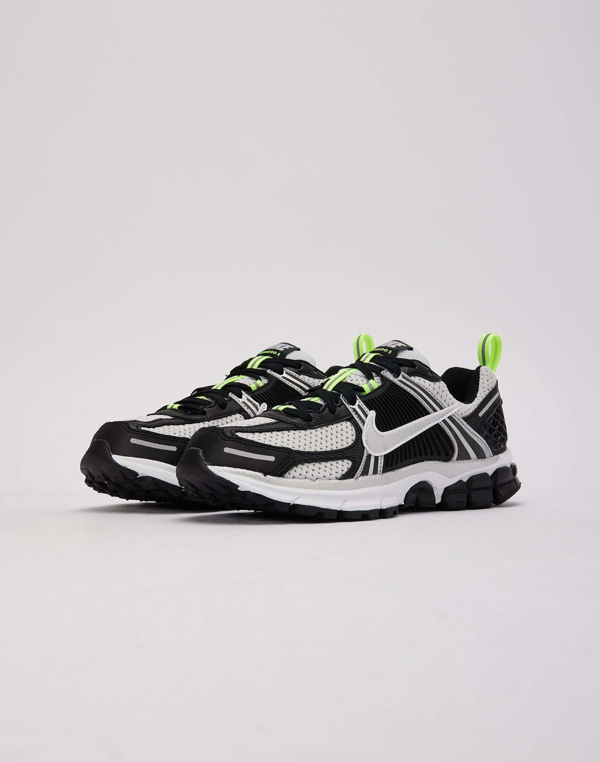 Nike Zoom Vomero 5 Grade-School - Image 2