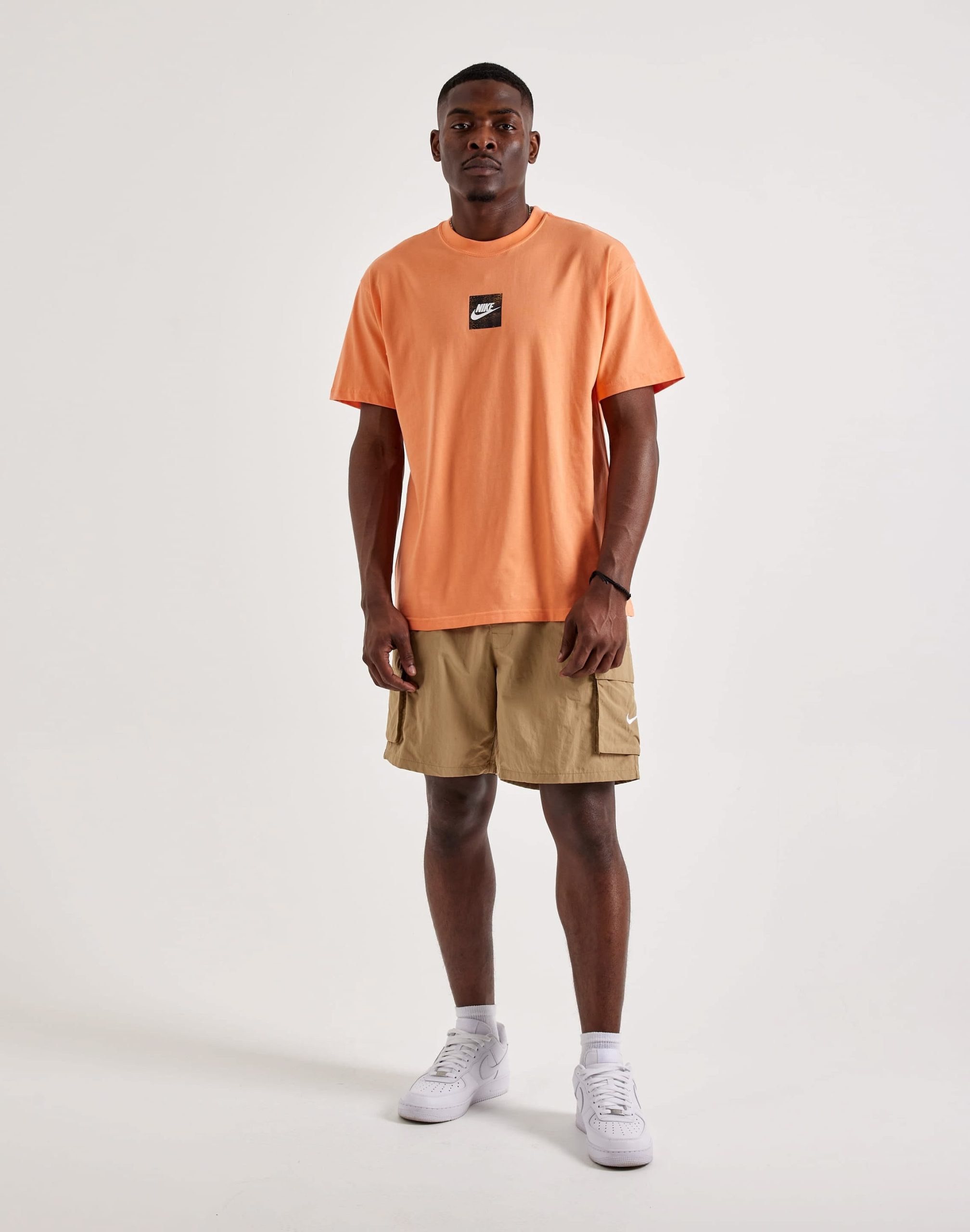 Nike Sportswear Tee - Image 4
