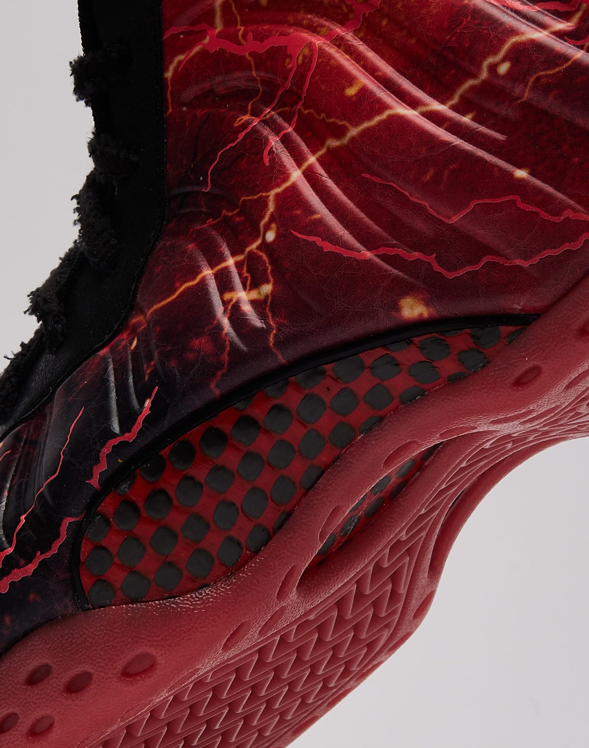 Nike Air Foamposite One PRM x Stranger Things 'Vecna' - Image 6