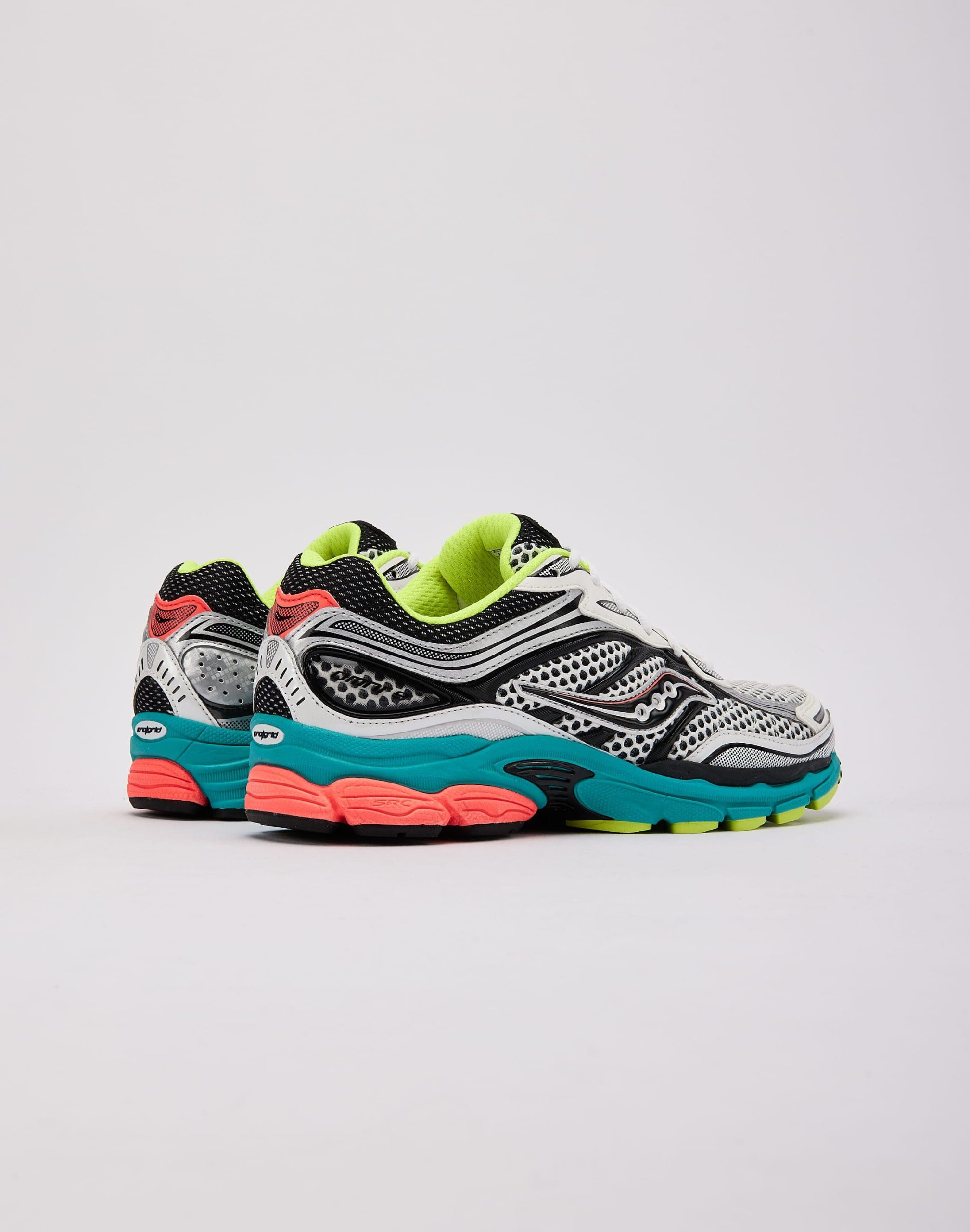 Saucony ProGrid Omni 9 - Image 3