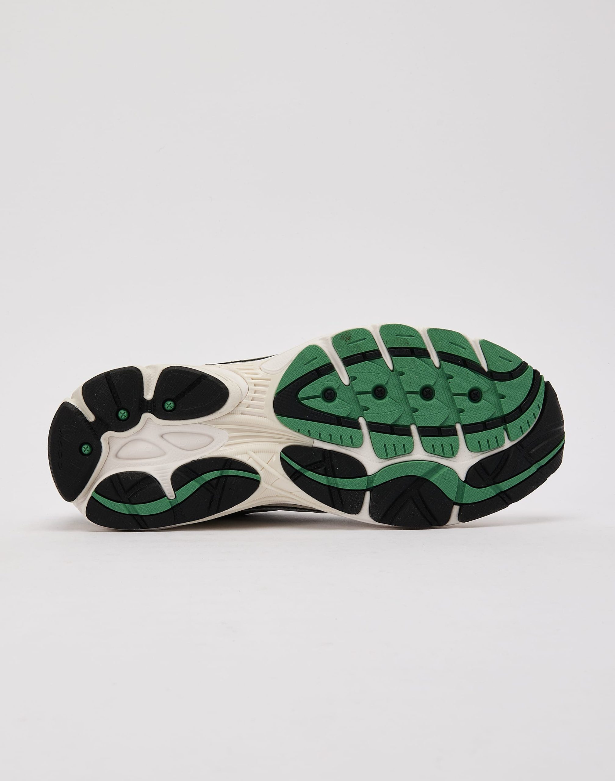 Saucony ProGrid Omni 9 - Image 4