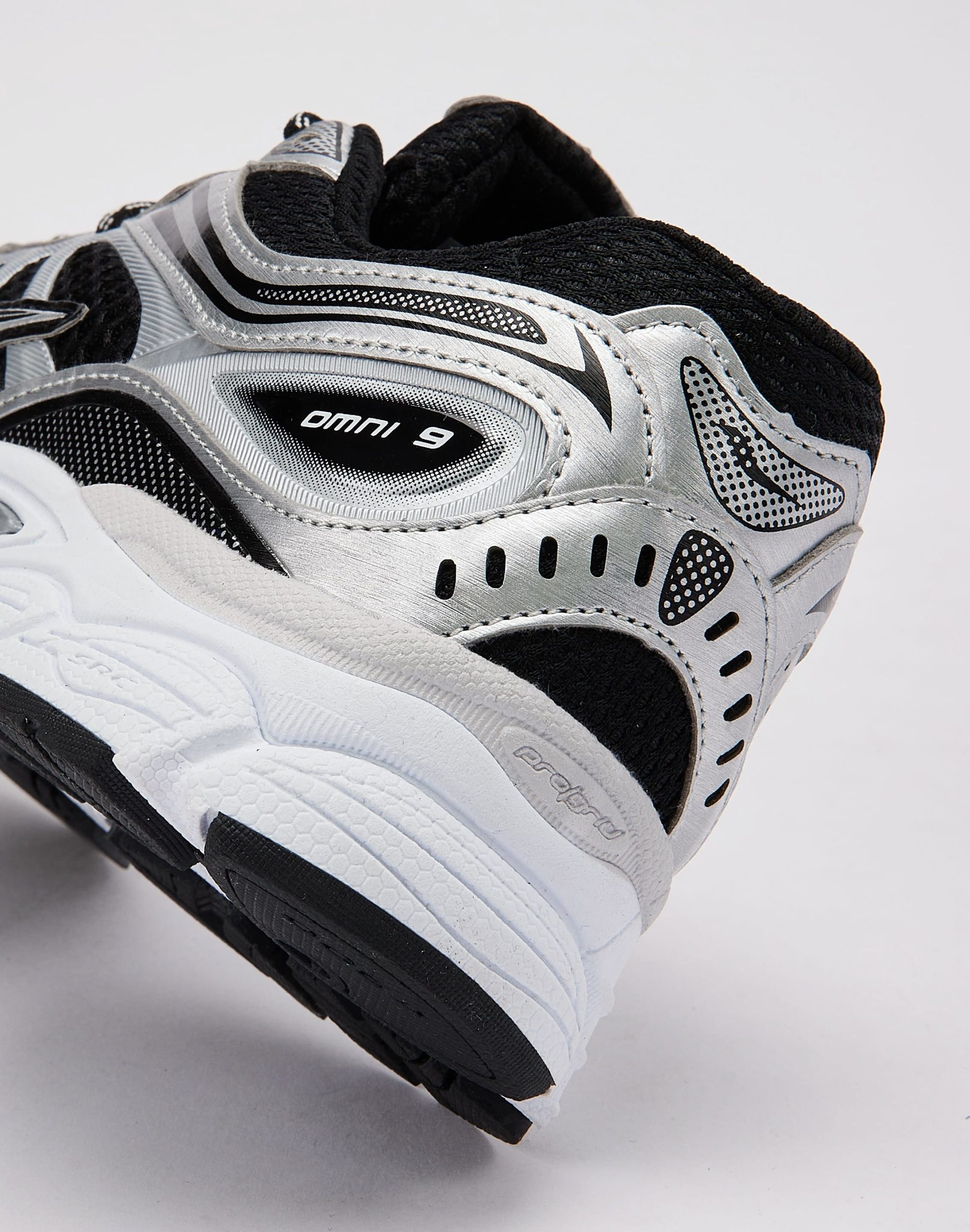 Saucony Omni 9 Grade-School - Image 5