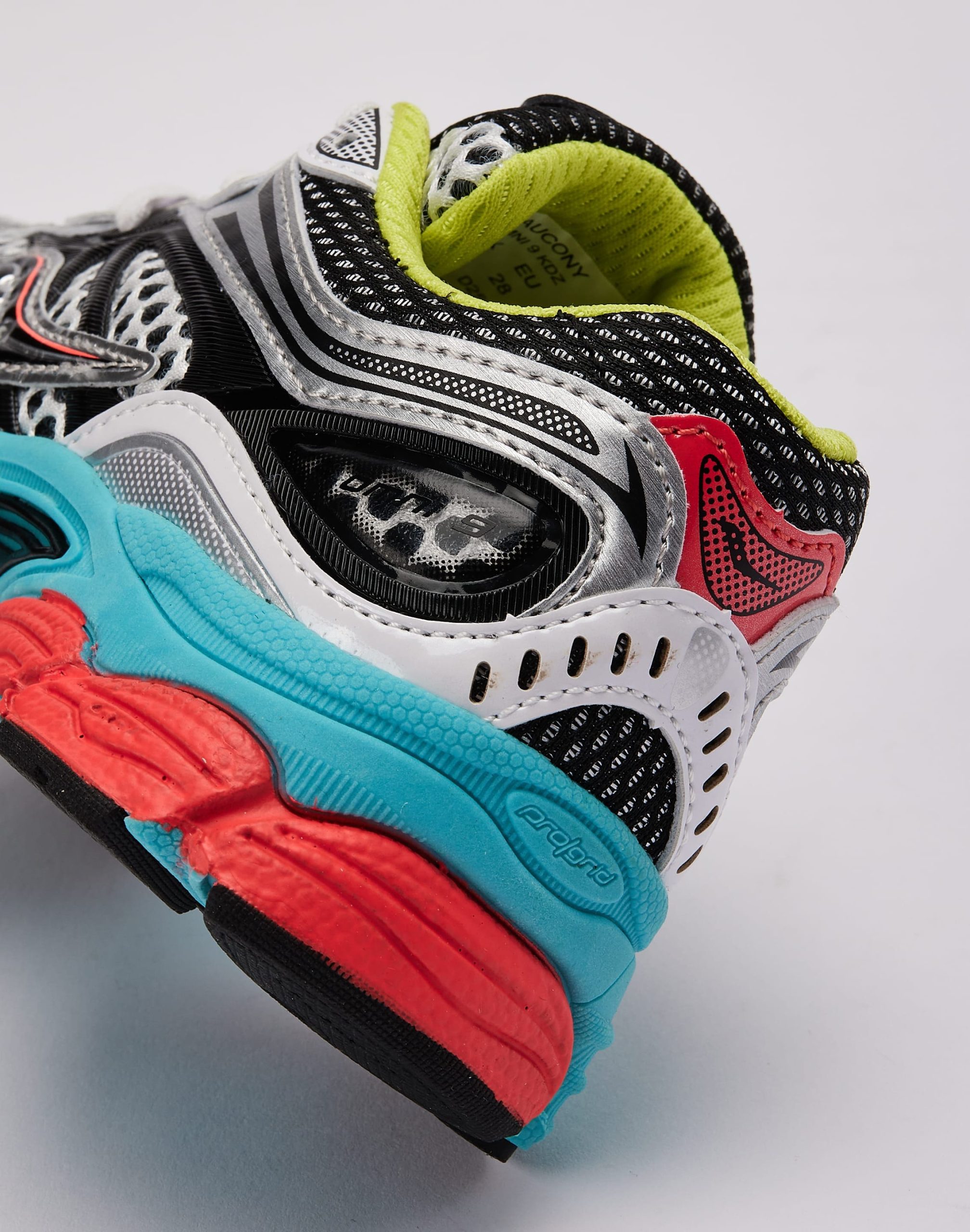 Saucony Omni 9 Pre-School - Image 5