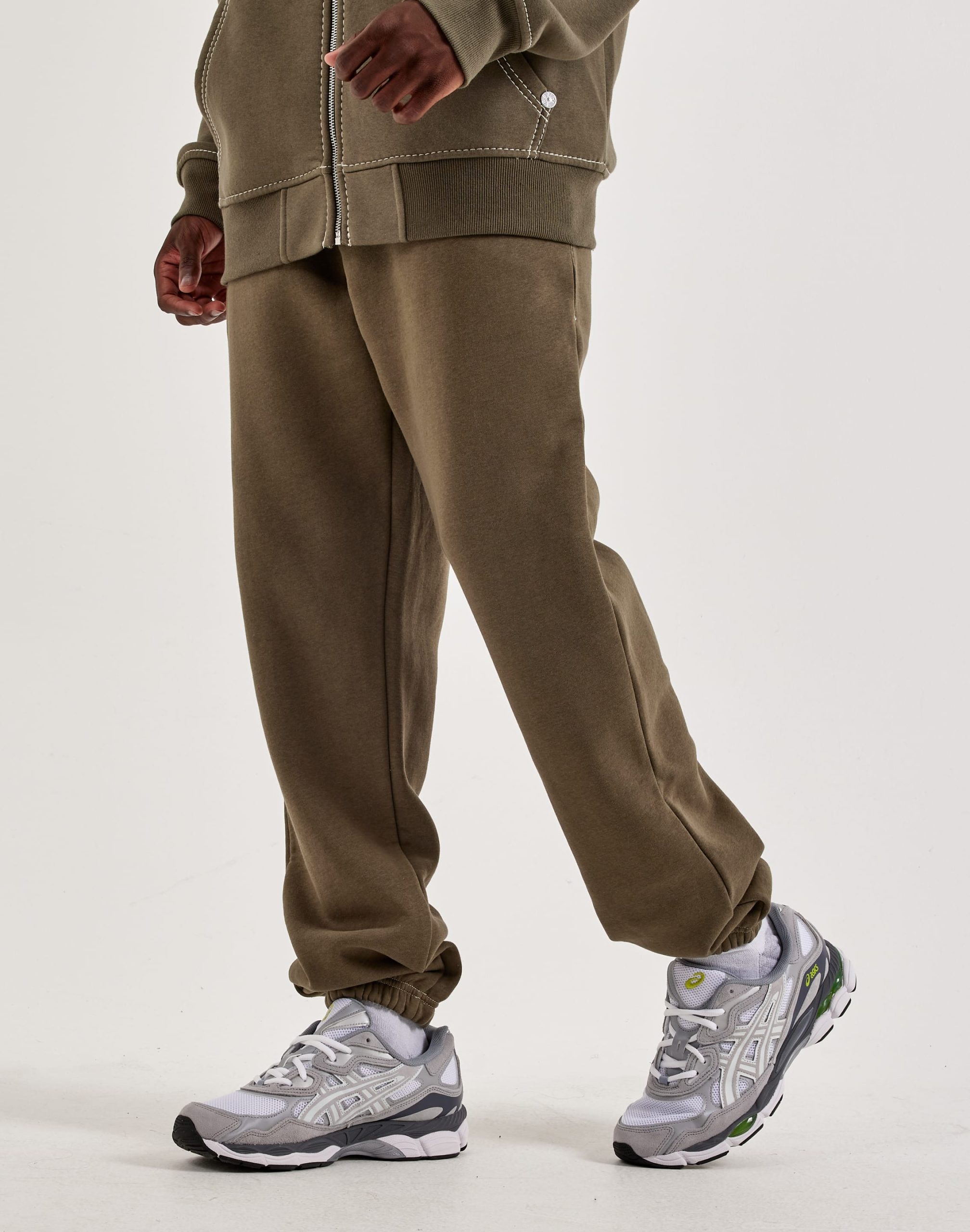 True Religion Heritage Big-T Fleece Joggers - Image 2