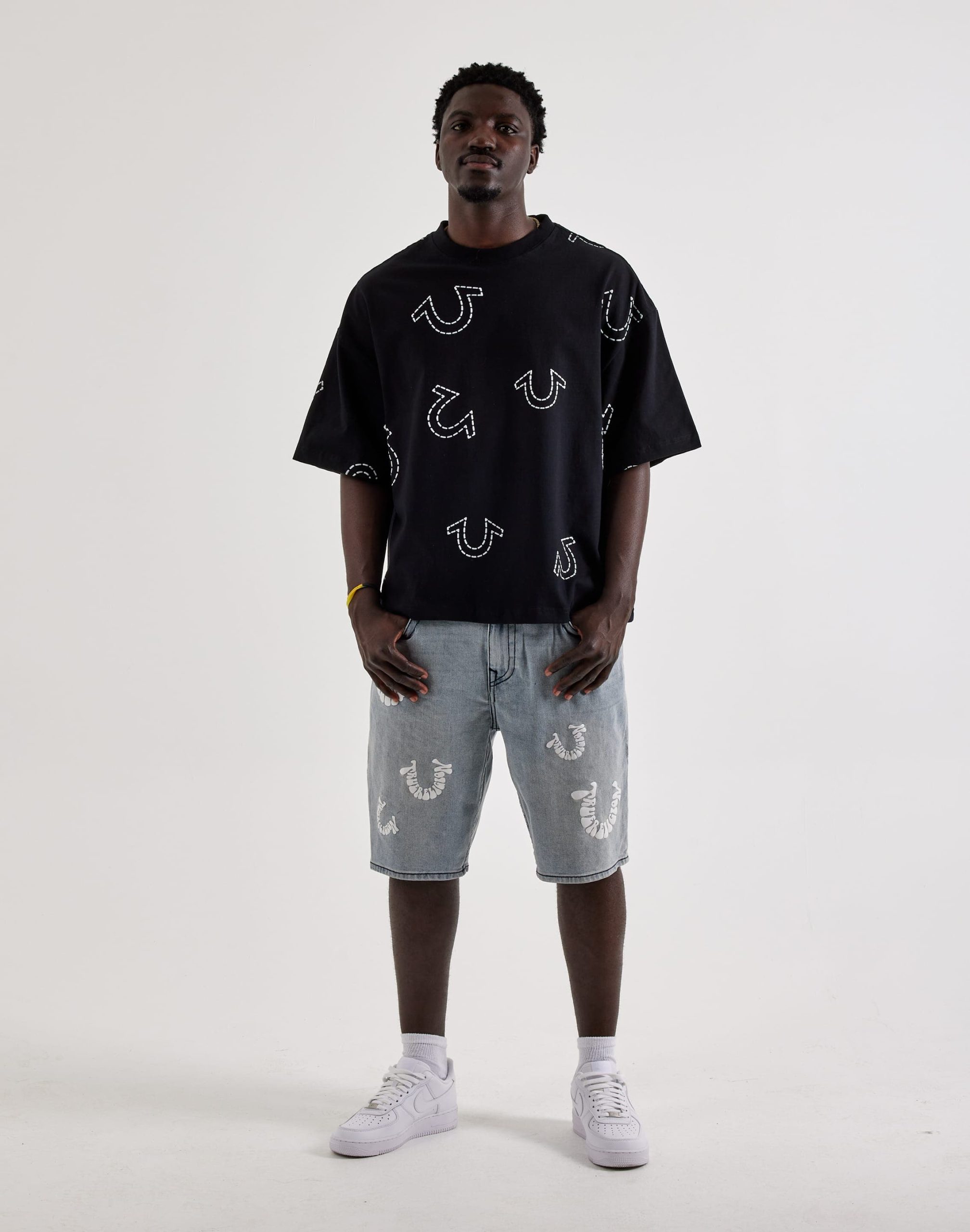 True Religion Horseshoe Oversized Tee - Image 4
