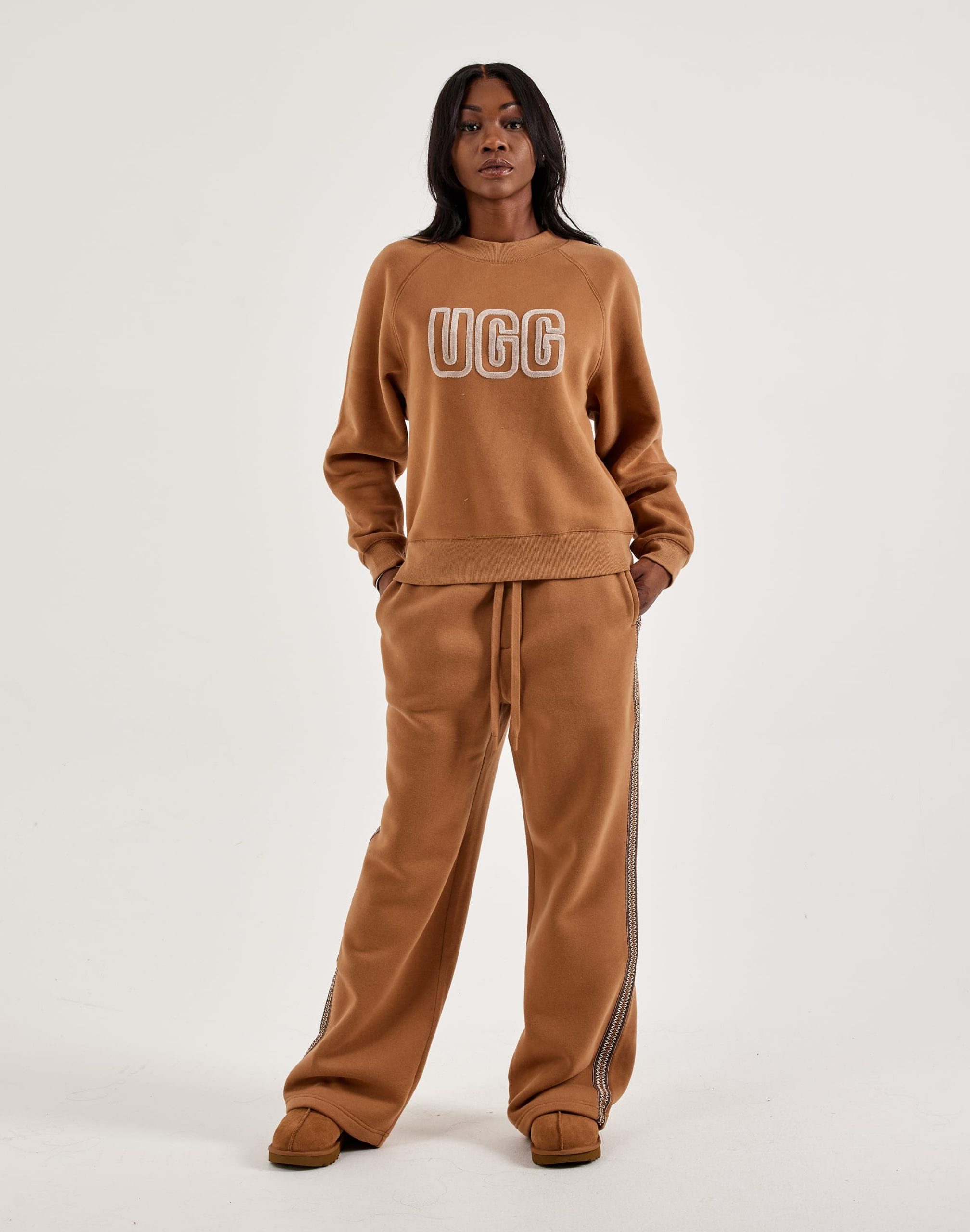 UGG Logo Crewneck Fleece Sweatshirt - Image 4