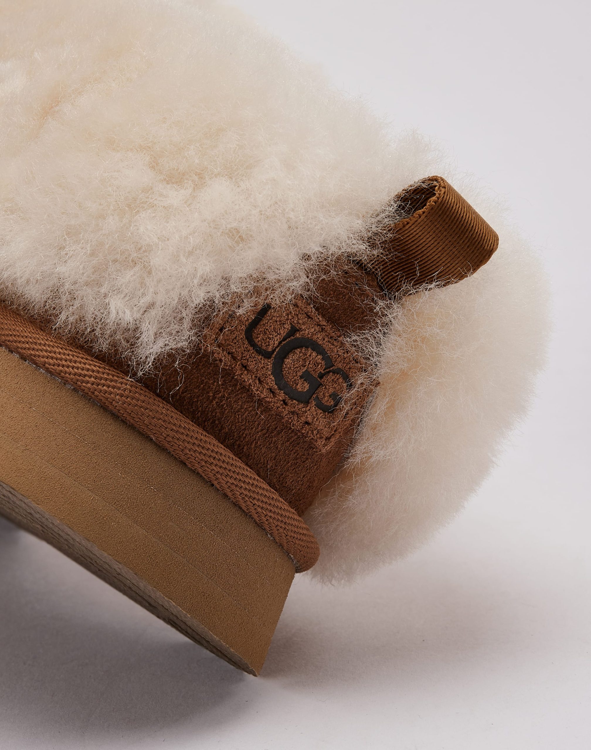 UGG Tazzelle Grade-School - Image 5
