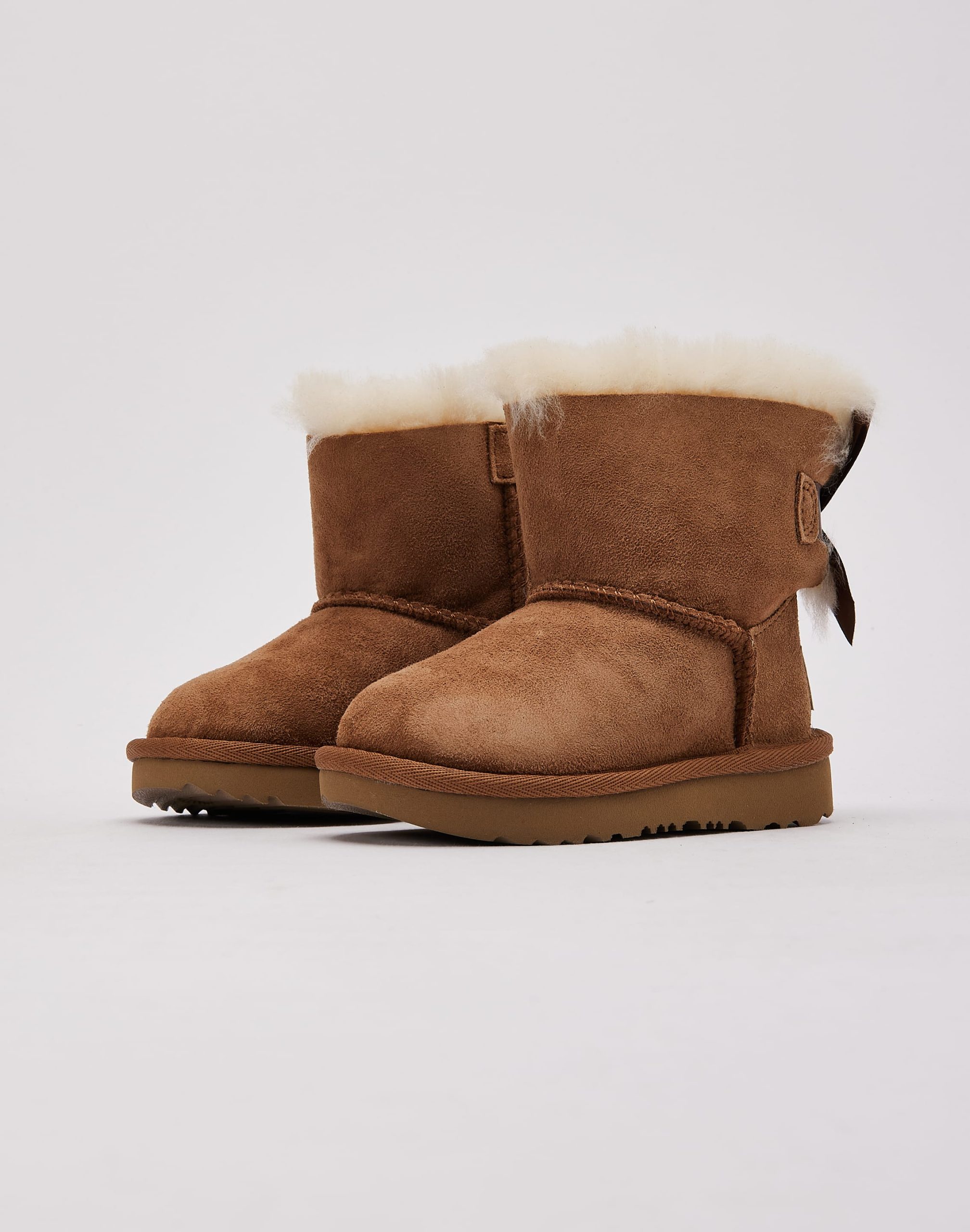 UGG Mini Bailey Bow II Boots Toddler - Image 2