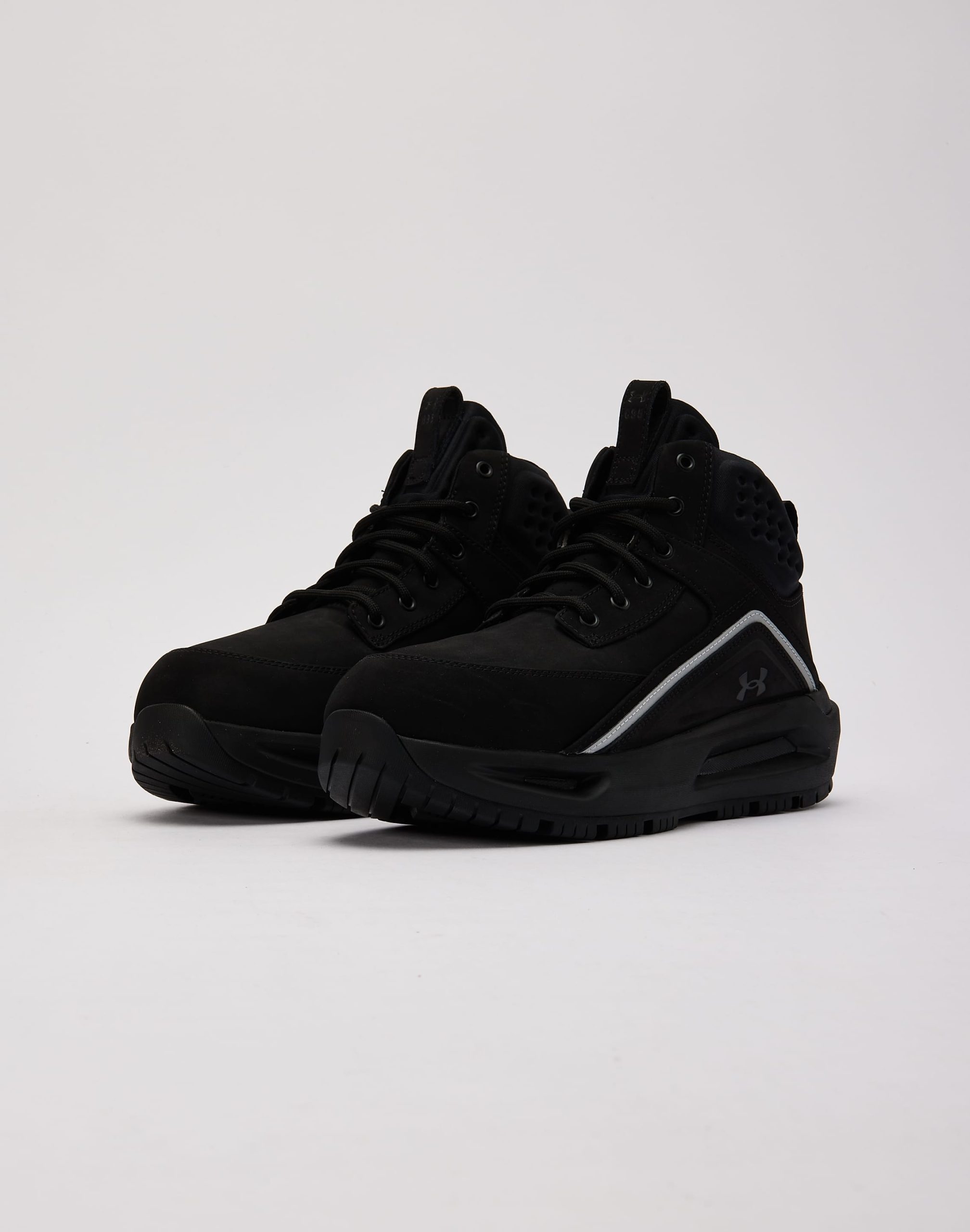 Under Armour 695 Boots - Image 2