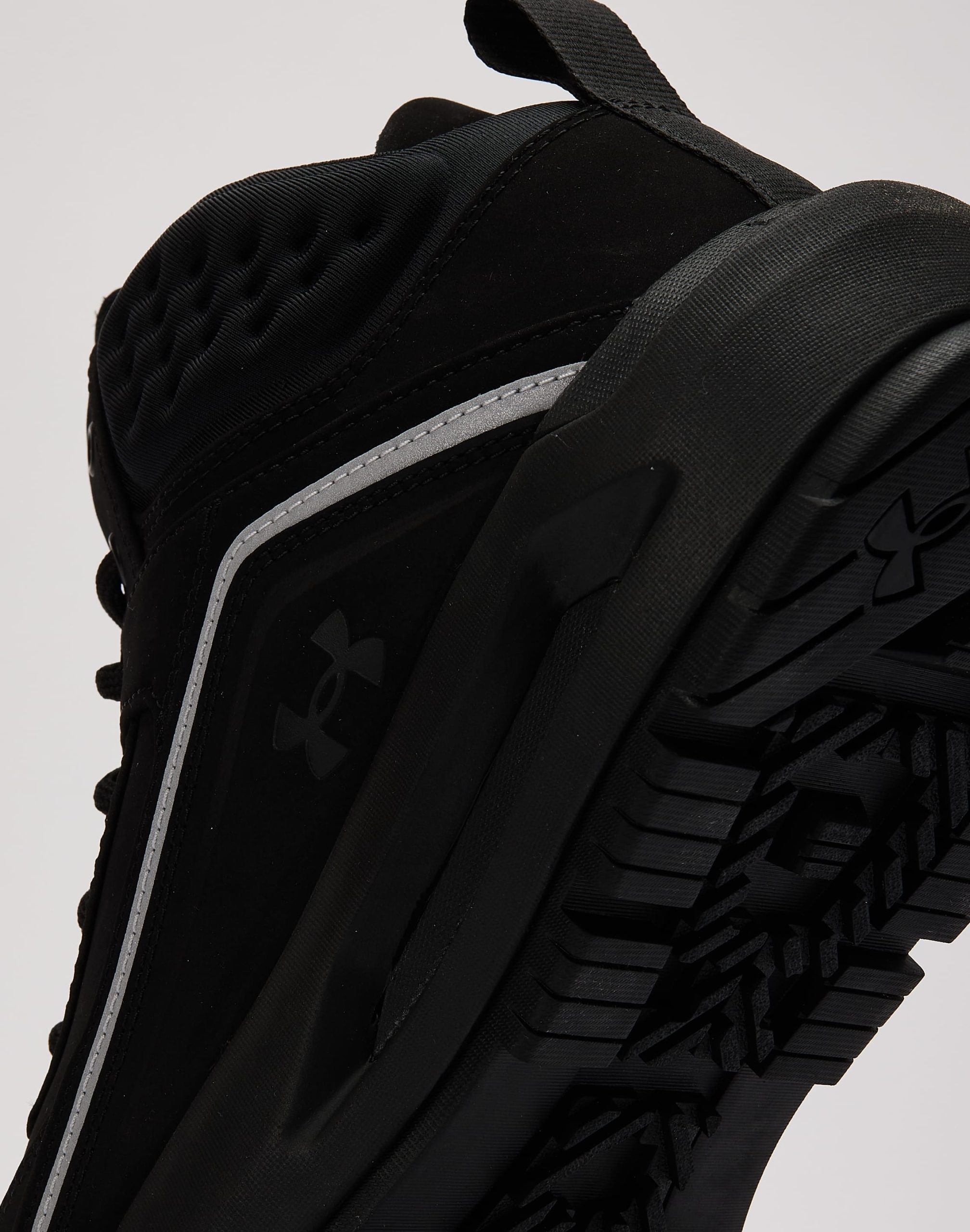 Under Armour 695 Boots - Image 5