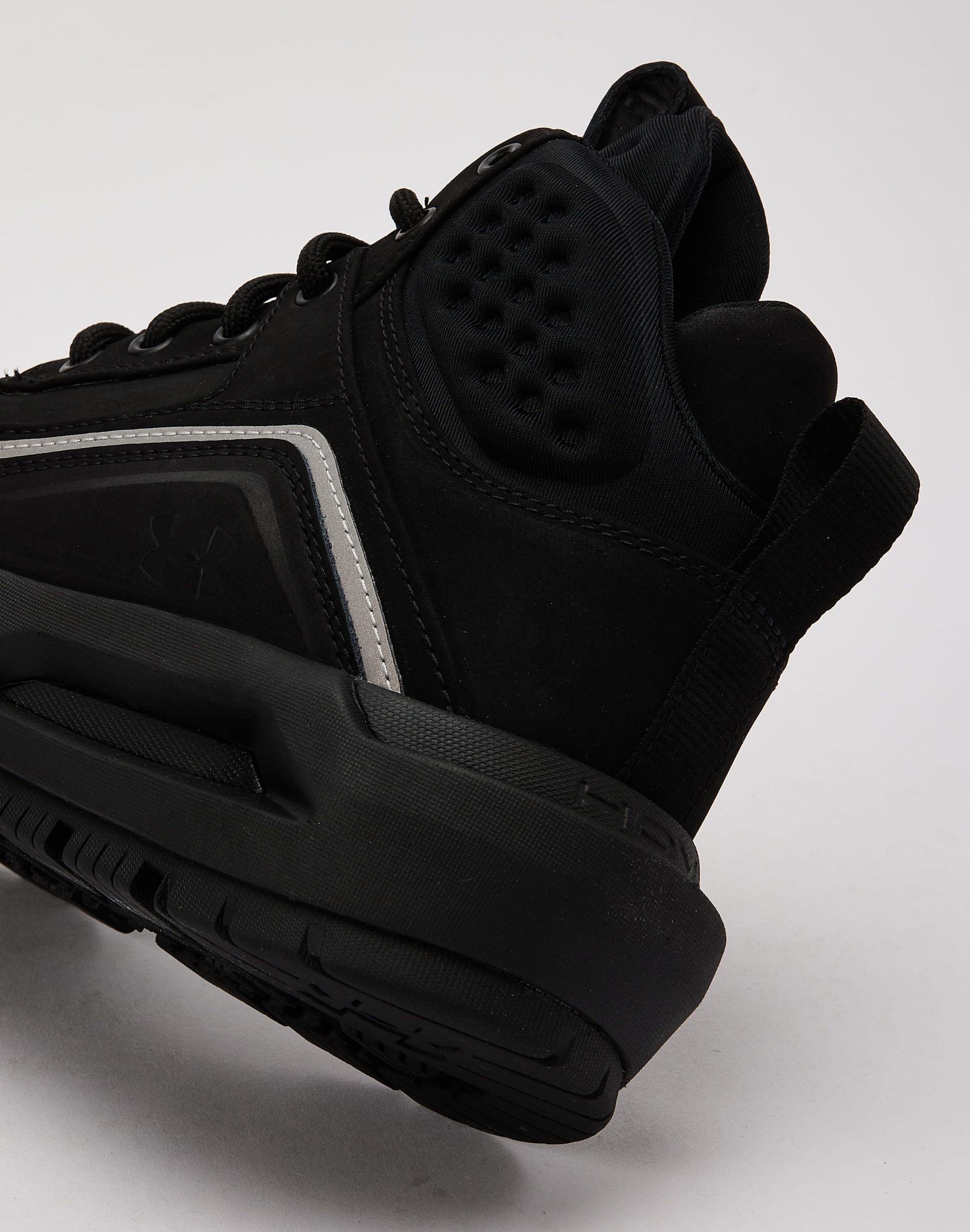 Under Armour 695 Boots Grade-School - Image 5