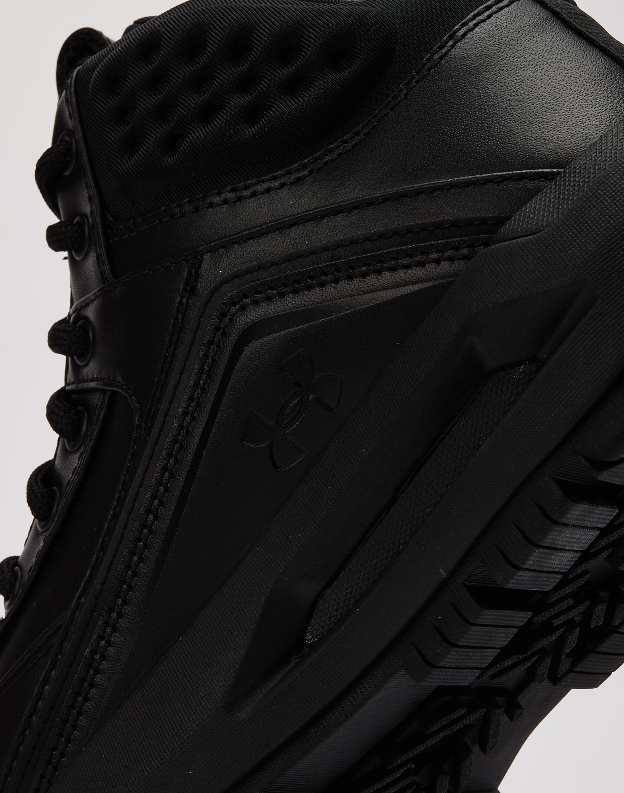 Under Armour 695 Boots Grade-School - Image 5