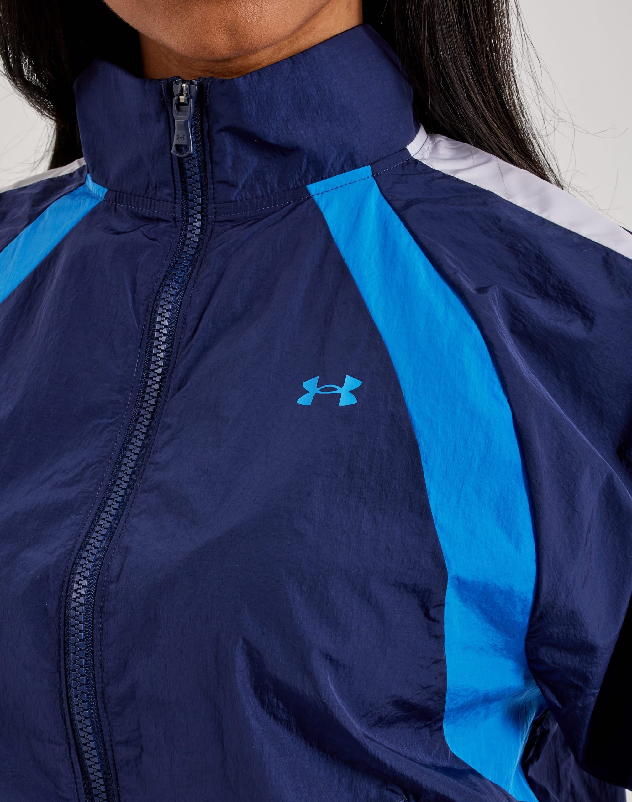Under Armour Icon Crinkle Jacket - Image 2
