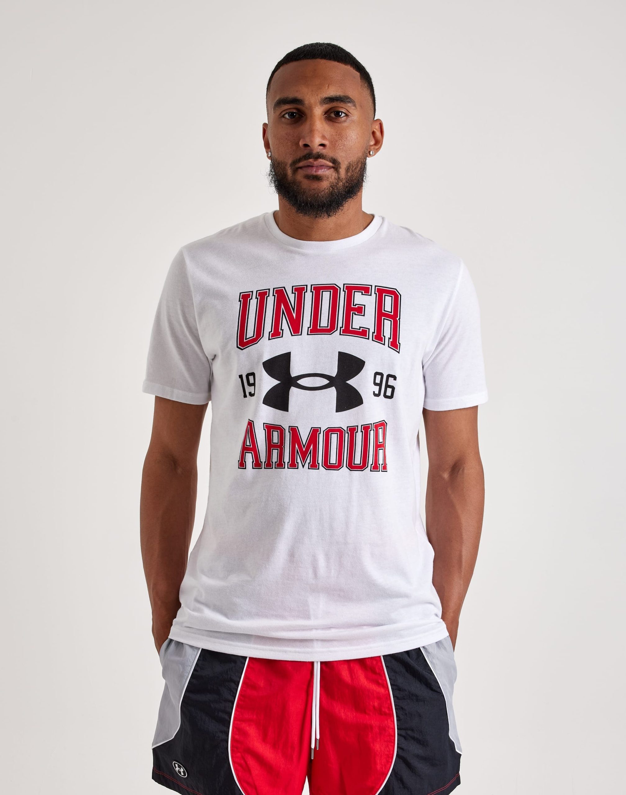 Under Armour Vintage Logo Tee