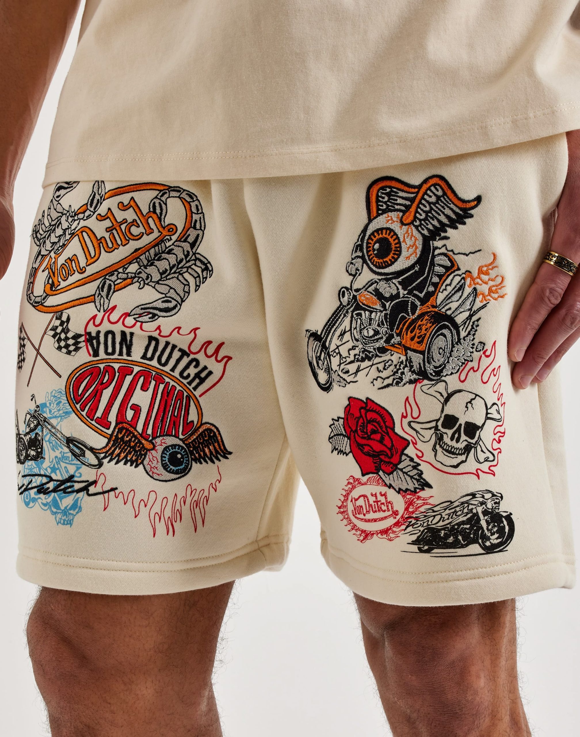 Von Dutch Tattoo Fleece Sweat Shorts - Image 3